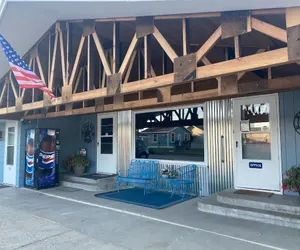 Photo 3 - Pelican Motel