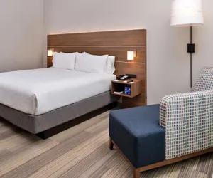 Photo 4 - Holiday Inn Express & Suites Moundsville by IHG