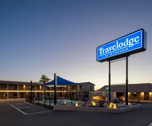 Photo 2 - Travelodge by Wyndham Parker