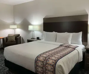 Photo 5 - La Quinta Inn & Suites by Wyndham-Red Oak TX IH-35E