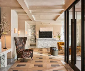 Photo 3 - The Wall Street Hotel