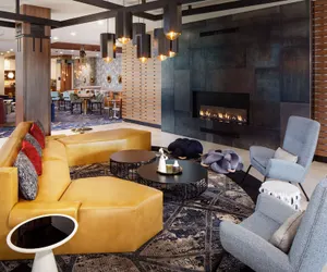 Photo 3 - Hampton Inn Boston Seaport District