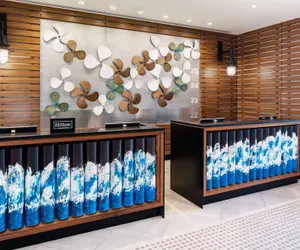 Photo 5 - Hampton Inn Boston Seaport District