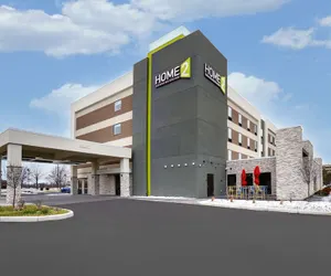 Photo 2 - Home2 Suites by Hilton Springdale Cincinnati