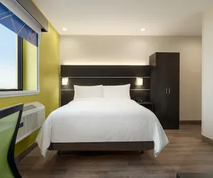 Photo 5 - Holiday Inn Express Jamaica - JFK AirTrain - NYC by IHG