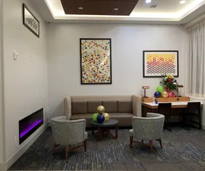 Photo 4 - Holiday Inn Express Jamaica - JFK AirTrain - NYC by IHG