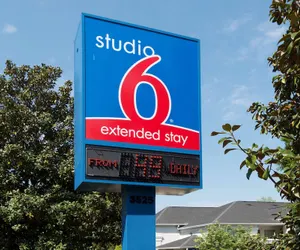 Photo 2 - Motel 6 Duluth, GA- Atlanta- Gwinnett Place