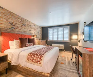 Photo 5 - Hotel Lexen - Newhall