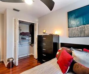 Photo 5 - Urban Oasis W/hot Tub, Heated Pool And Private Movie Theater 2 Bedroom Home by RedAwning