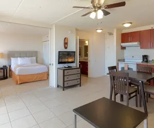 Photo 4 - Fully Equipped 23rd Floor Condo at the Waikiki Banyan by Koko Resort Vacation Rentals