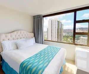 Photo 4 - Sleek & Modern 32nd Floor Condo at the Waikiki Banyan - Free parking! by Koko Resort Vacation Rentals