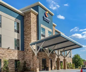 Photo 2 - Comfort Inn & Suites