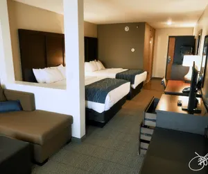 Photo 5 - Comfort Inn & Suites Munising-Lakefront