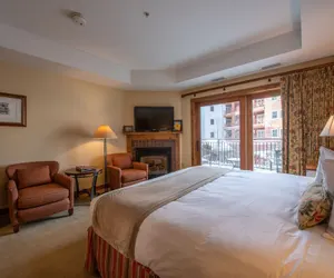 Photo 3 - Slopeside Studio Unit With Kitchenette Studio Bedroom Condo - No Cleaning Fee! by RedAwning