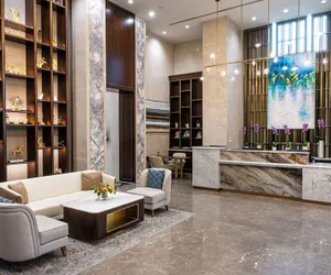 Photo 3 - Blossom Hotel Houston