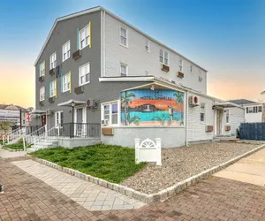 Photo 2 - Hammock Inn & Suites - Jersey Shore