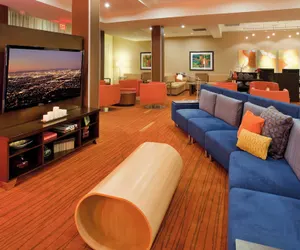 Photo 3 - Courtyard by Marriott Pittsburgh North/Cranberry Woods