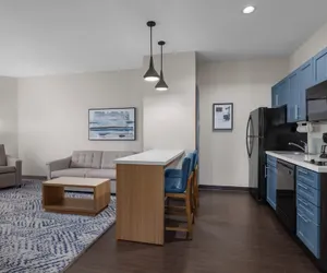 Photo 3 - Candlewood Suites Alexandria by IHG