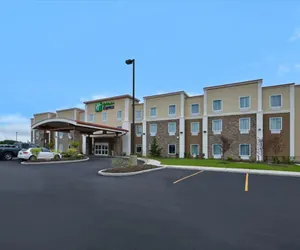 Photo 2 - Holiday Inn Express Canandaigua - Finger Lakes, an IHG Hotel