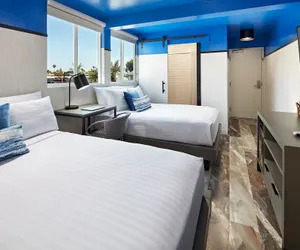 Photo 5 - Pacific View Inn