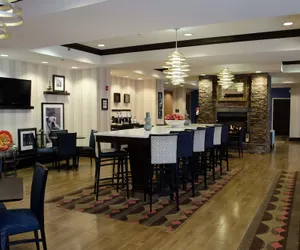 Photo 4 - Hampton Inn Thomson