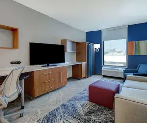 Photo 4 - Home2 Suites by Hilton Dallas-Frisco