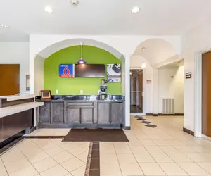 Photo 3 - Studio 6 Orange, TX