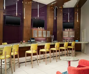 Photo 3 - Hilton Garden Inn Atlanta Midtown