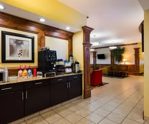 Photo 5 - Best Western Plus Landmark Hotel