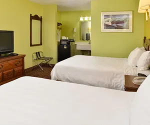 Photo 5 - American Inn Princeton