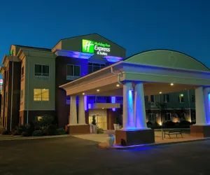 Photo 2 - Holiday Inn Express Hotel & Suites Brookhaven by IHG