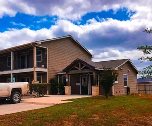 Photo 3 - Eagle's Den Suites Carrizo Springs a Travelodge by Wyndham