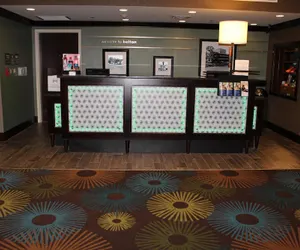 Photo 2 - Hampton Inn Belton/Kansas City area