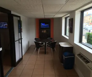 Photo 3 - Motel 6 Baltimore, MD
