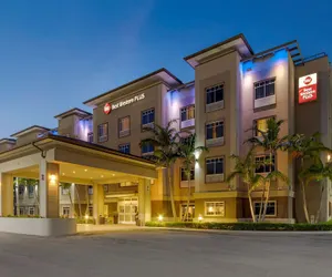 Photo 2 - Best Western Plus Miami Airport North Hotel & Suites