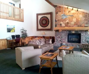 Photo 4 - Boarders Inn & Suites by Cobblestone Hotels - Wautoma