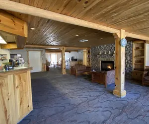 Photo 5 - River Canyon Lodge