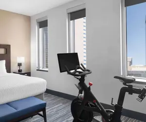 Photo 4 - Hampton Inn & Suites Denver Downtown-Convention Center
