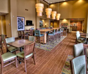 Photo 4 - Hampton Inn & Suites Rochester/Henrietta