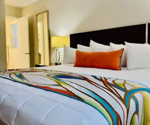 Photo 2 - Surfsider Resort