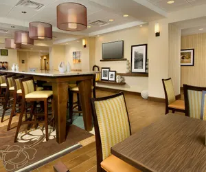 Photo 3 - Hampton Inn Uvalde