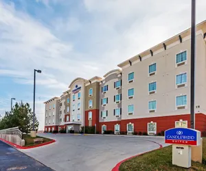 Photo 2 - Candlewood Suites Amarillo-Western Crossing, an IHG Hotel