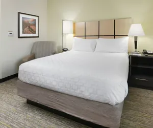 Photo 5 - Candlewood Suites Odessa, an IHG Hotel