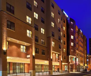 Photo 2 - Courtyard Syracuse Downtown At Armory Square