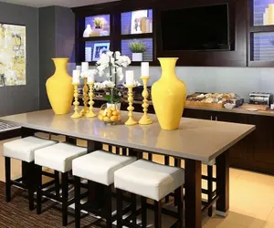 Photo 3 - Holiday Inn Hotel & Suites East Peoria by IHG