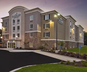 Photo 2 - Candlewood Suites Tupelo North, an IHG Hotel