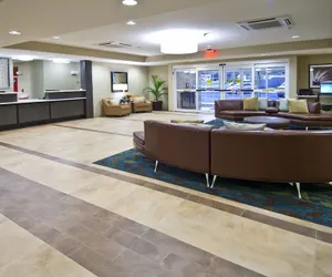 Photo 3 - Candlewood Suites Tupelo North by IHG