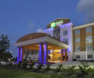 Photo 2 - Holiday Inn Express & Suites Houston East - Baytown, an IHG Hotel