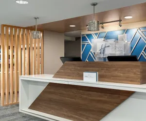 Photo 3 - Holiday Inn Express Hotel & Suites NORTH FREMONT by IHG