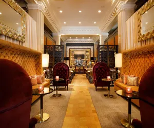 Photo 2 - Ambassador Hotel Kansas City, Autograph Collection